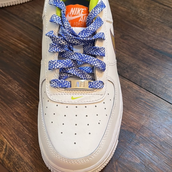 *SOLD*  mens size 6 Air Force 1 sneakers. - Picture 3 of 4